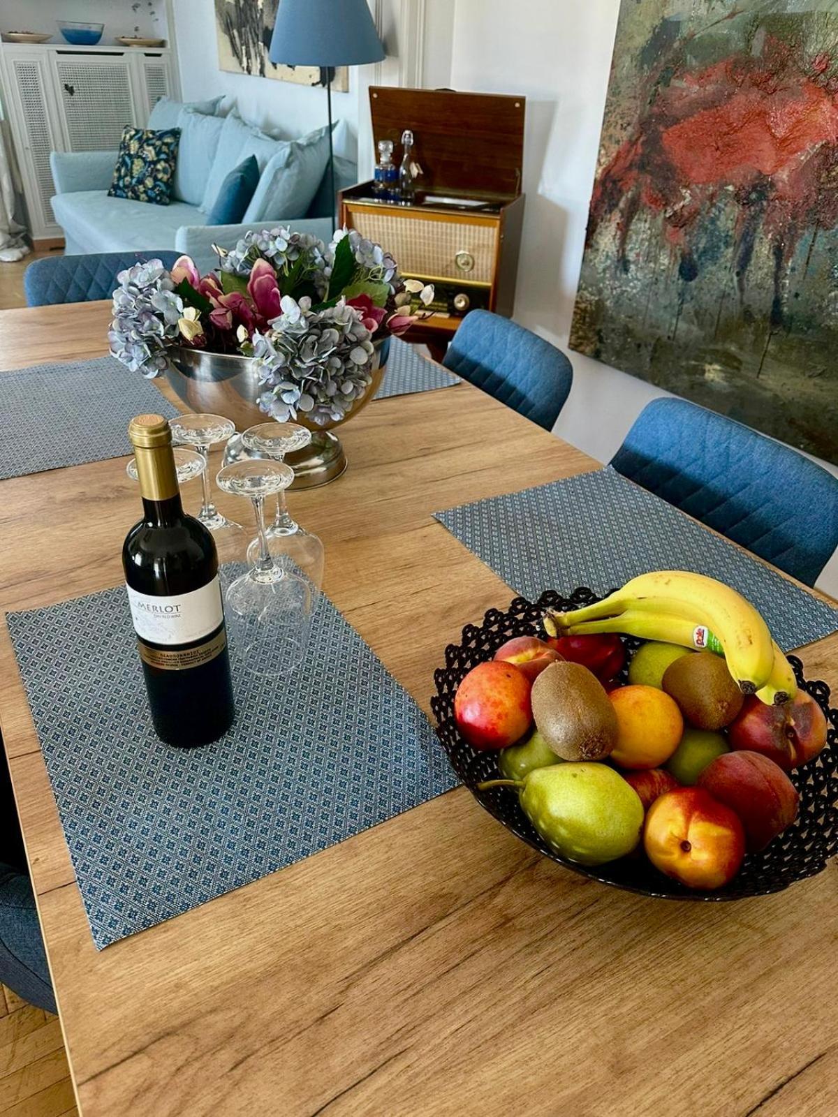 2 Bd Apt In Syntagma With Acropolis View Athens Ngoại thất bức ảnh